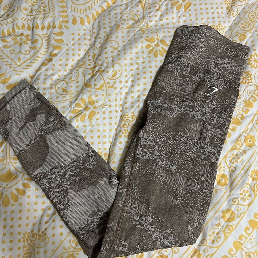 Adapt camo Gymshark leggings